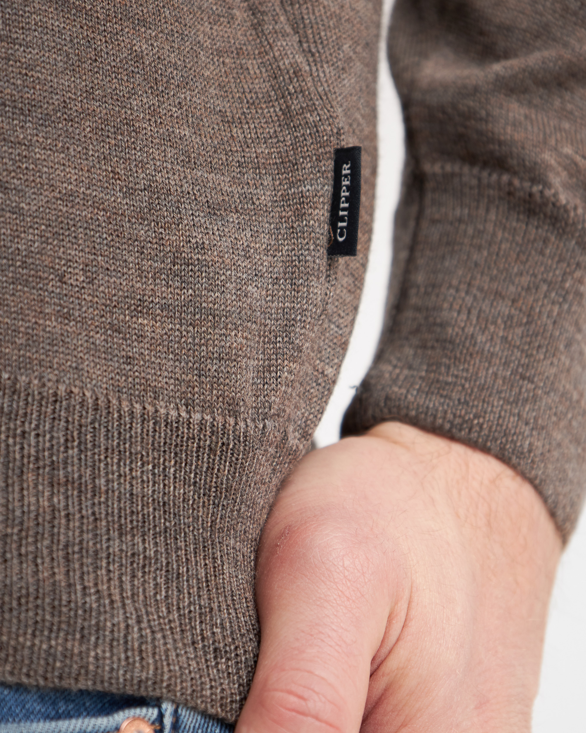 Milan pullover med v-neck