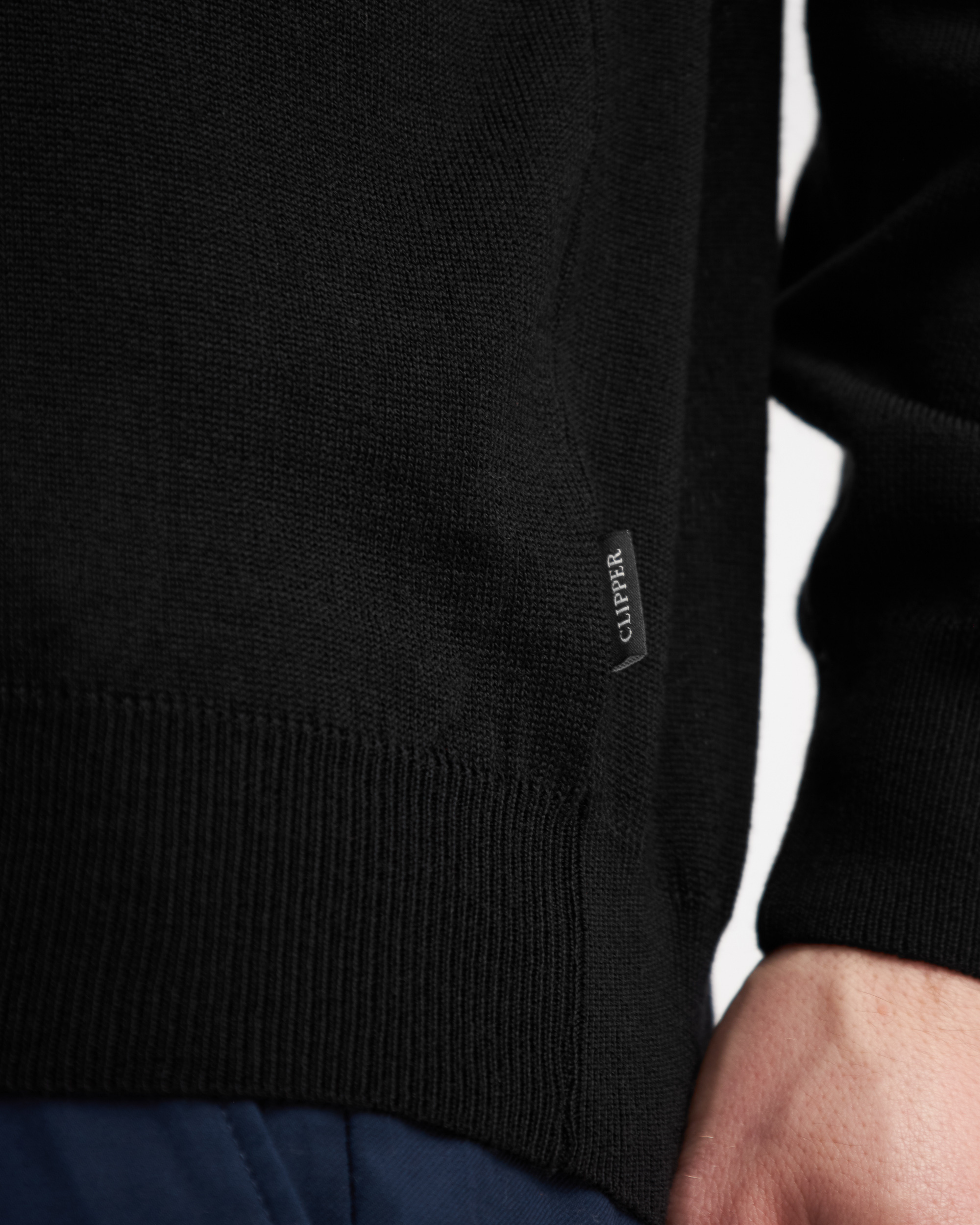 Milan pullover med v-neck