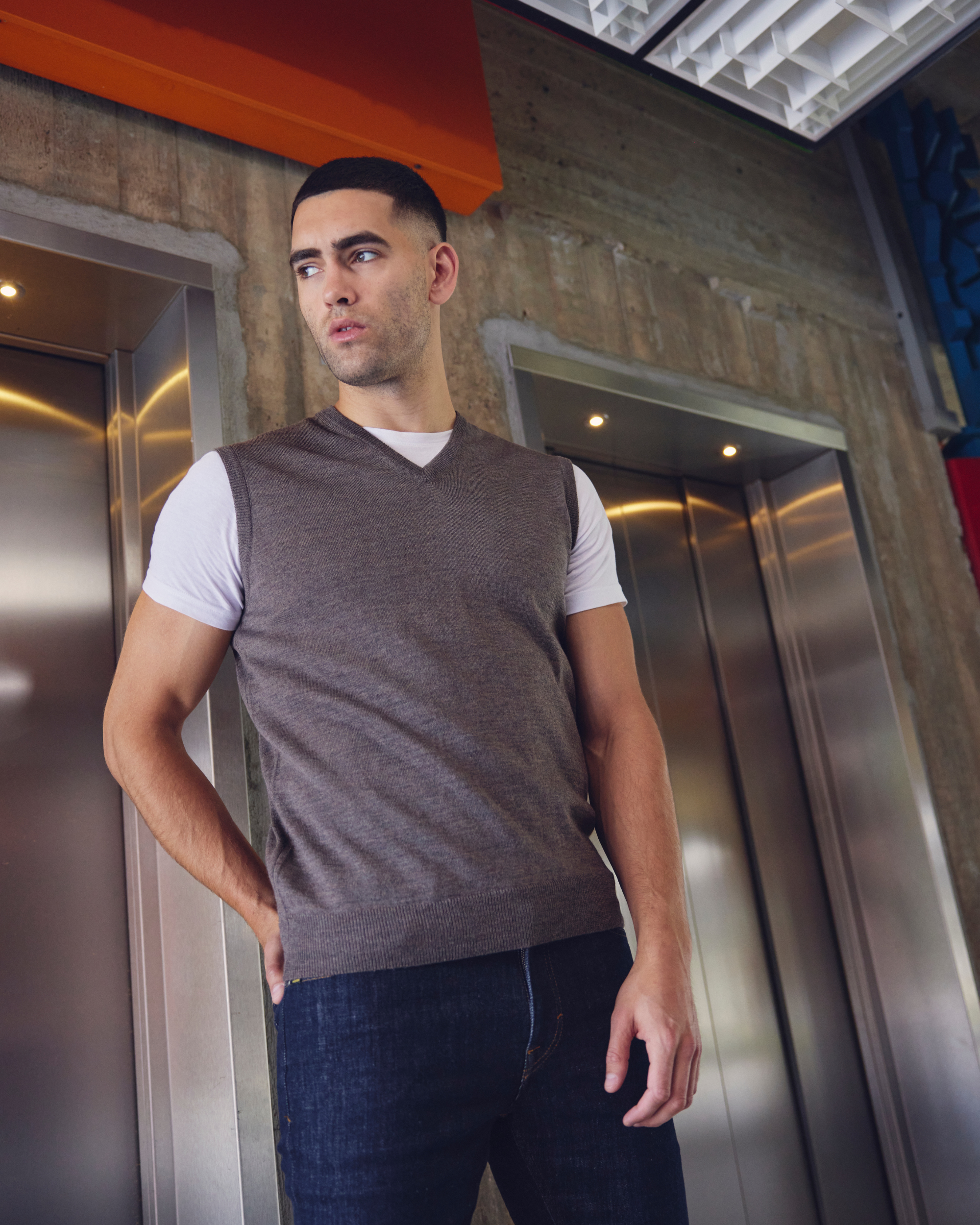 Milan slipover med v-neck