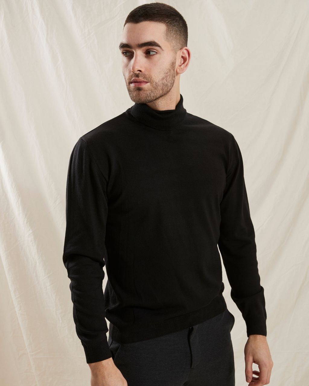 Milan pullover med rullekrave