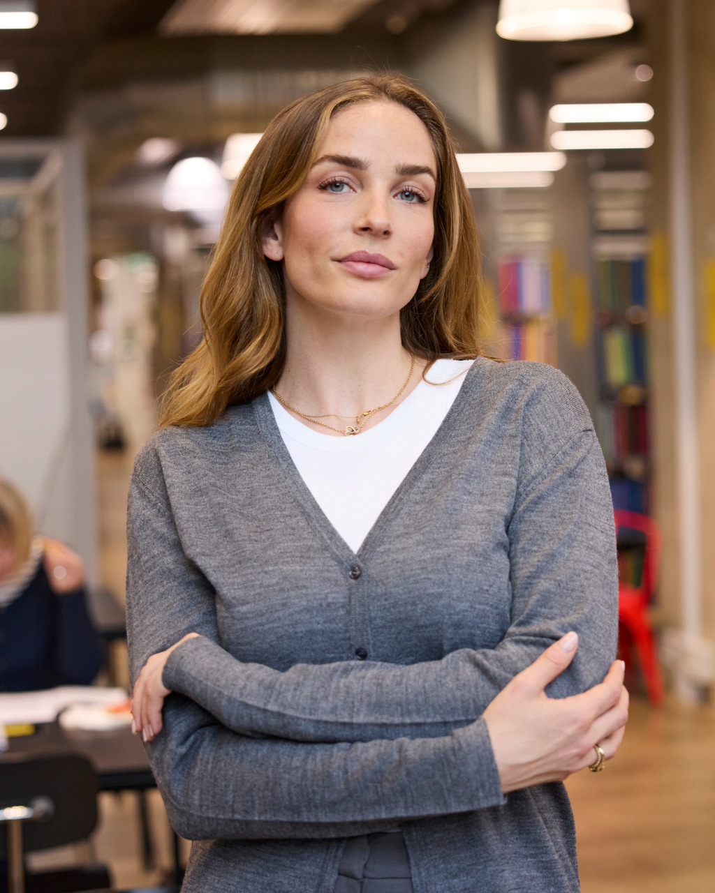 Copenhagen lang cardigan med v-neck og knaplukning