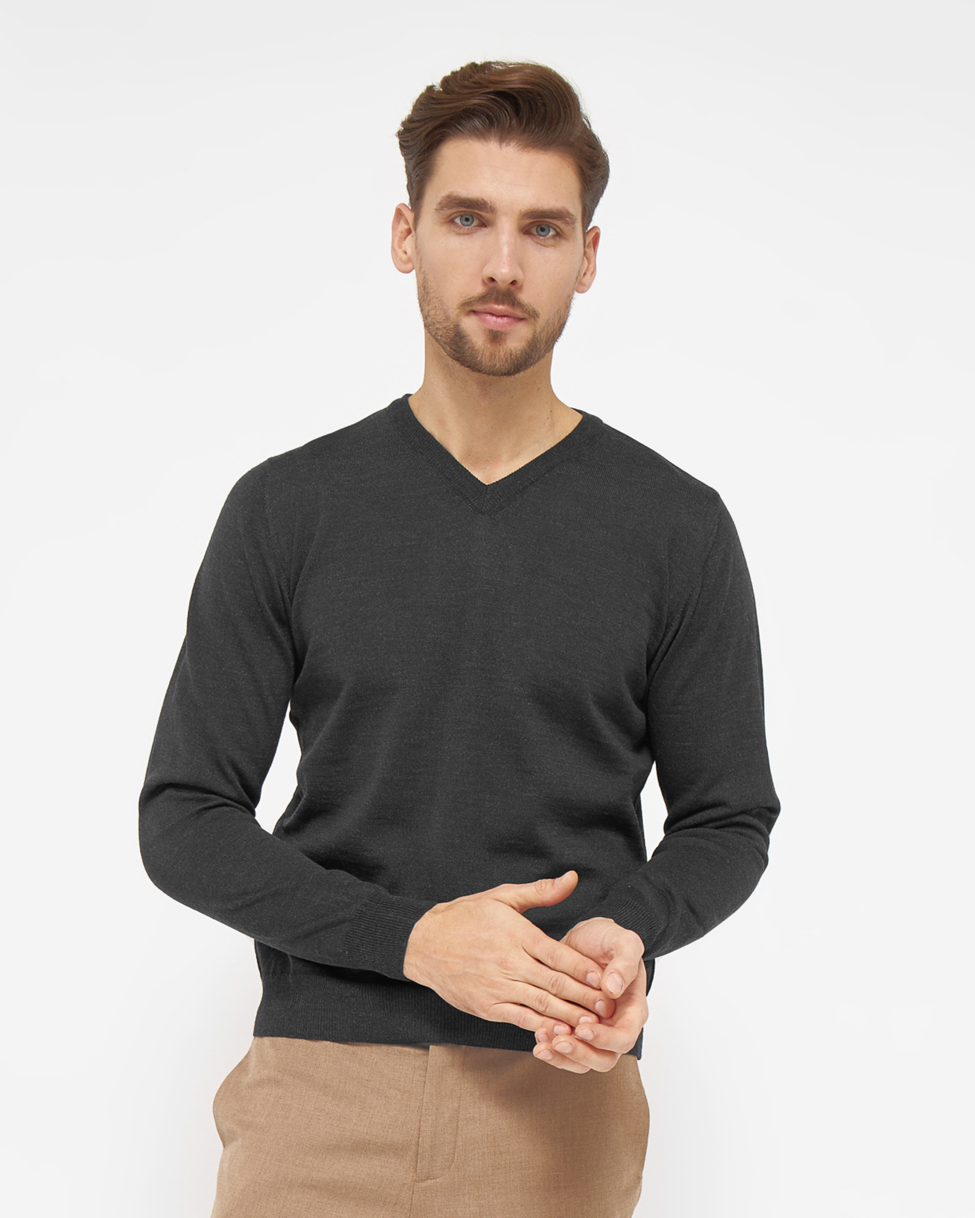 Copenhagen fitted pullover med v-neck