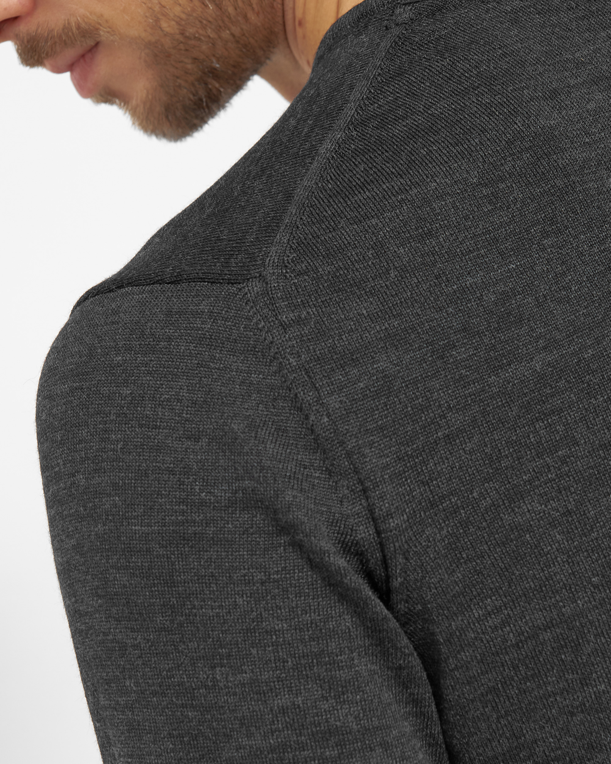 Berlin pullover med v-neck