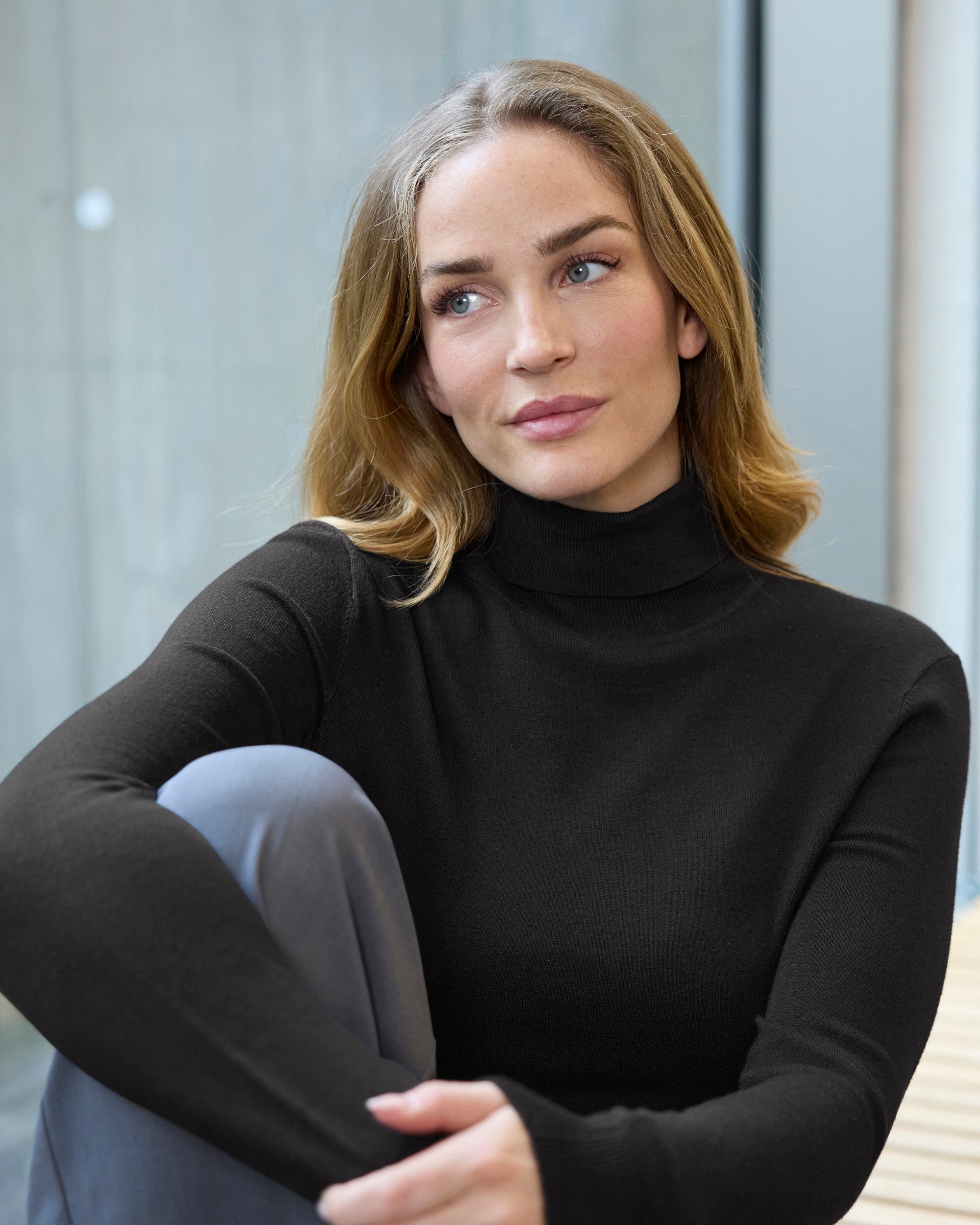 Paris pullover med rullekrave