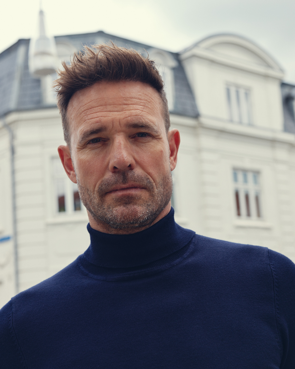 Paris pullover med rullekrave