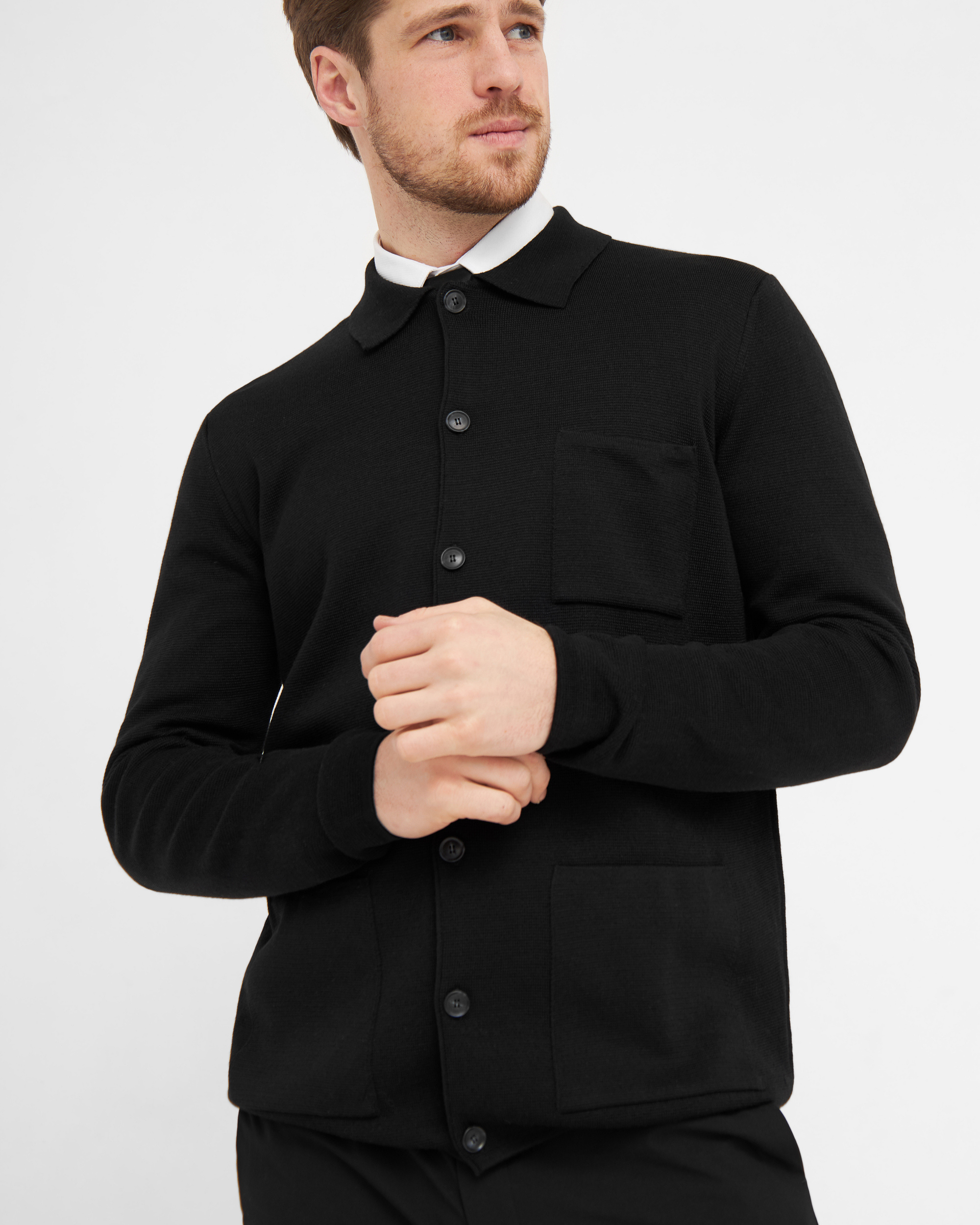 Manchester cardigan med knapper og skjortekrave