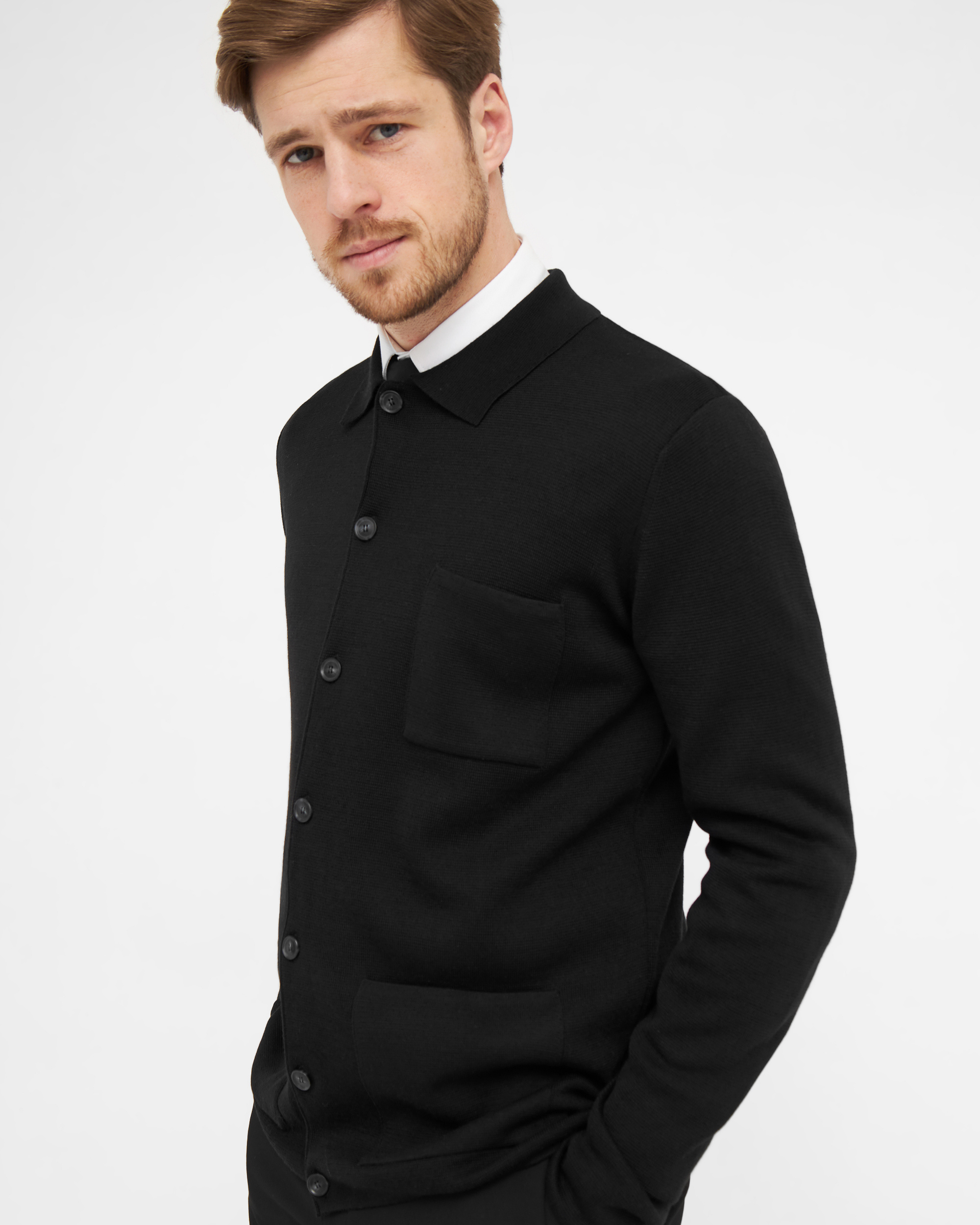 Manchester cardigan med knapper og skjortekrave