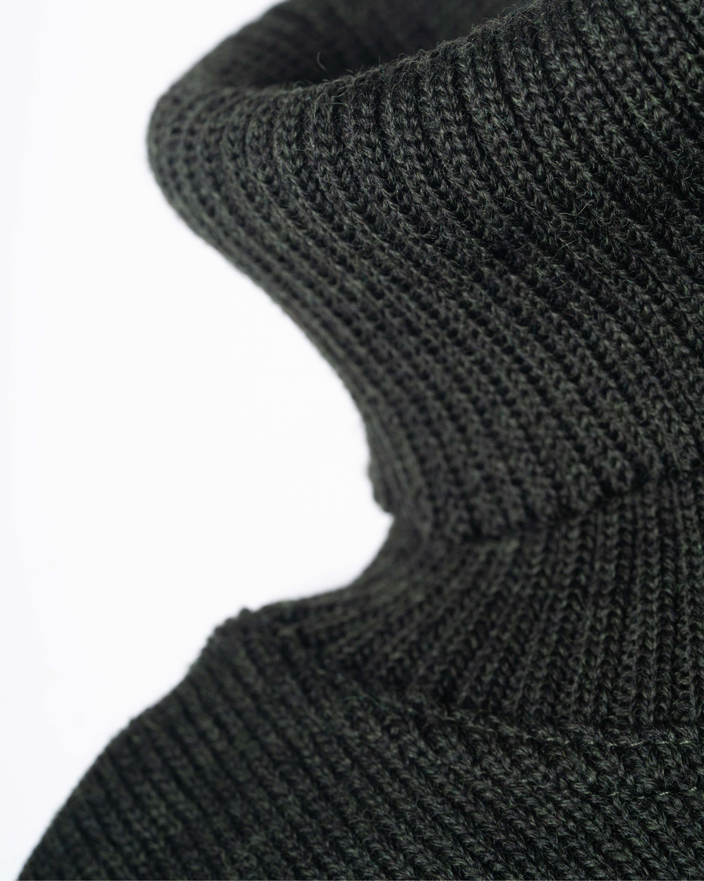 Saltum pullover med rullekrave