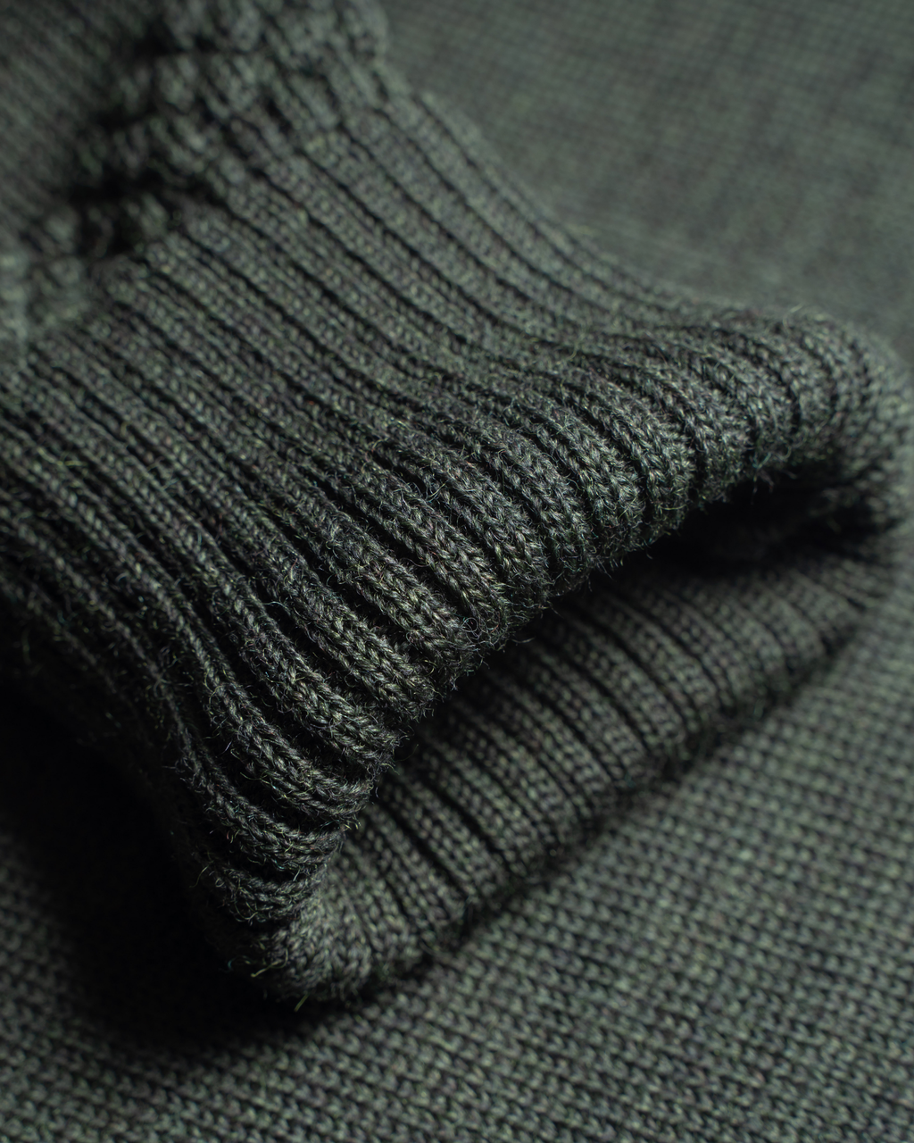 Saltum pullover med rullekrave
