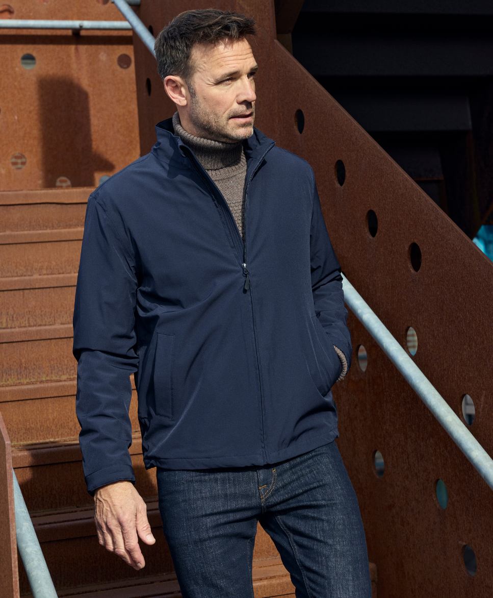 Inverness jakke med lynlås